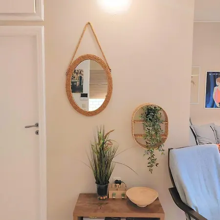 Vouliagmeni Floor Maisonette
